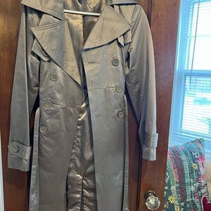 Bebe Satin beige Trench Coat